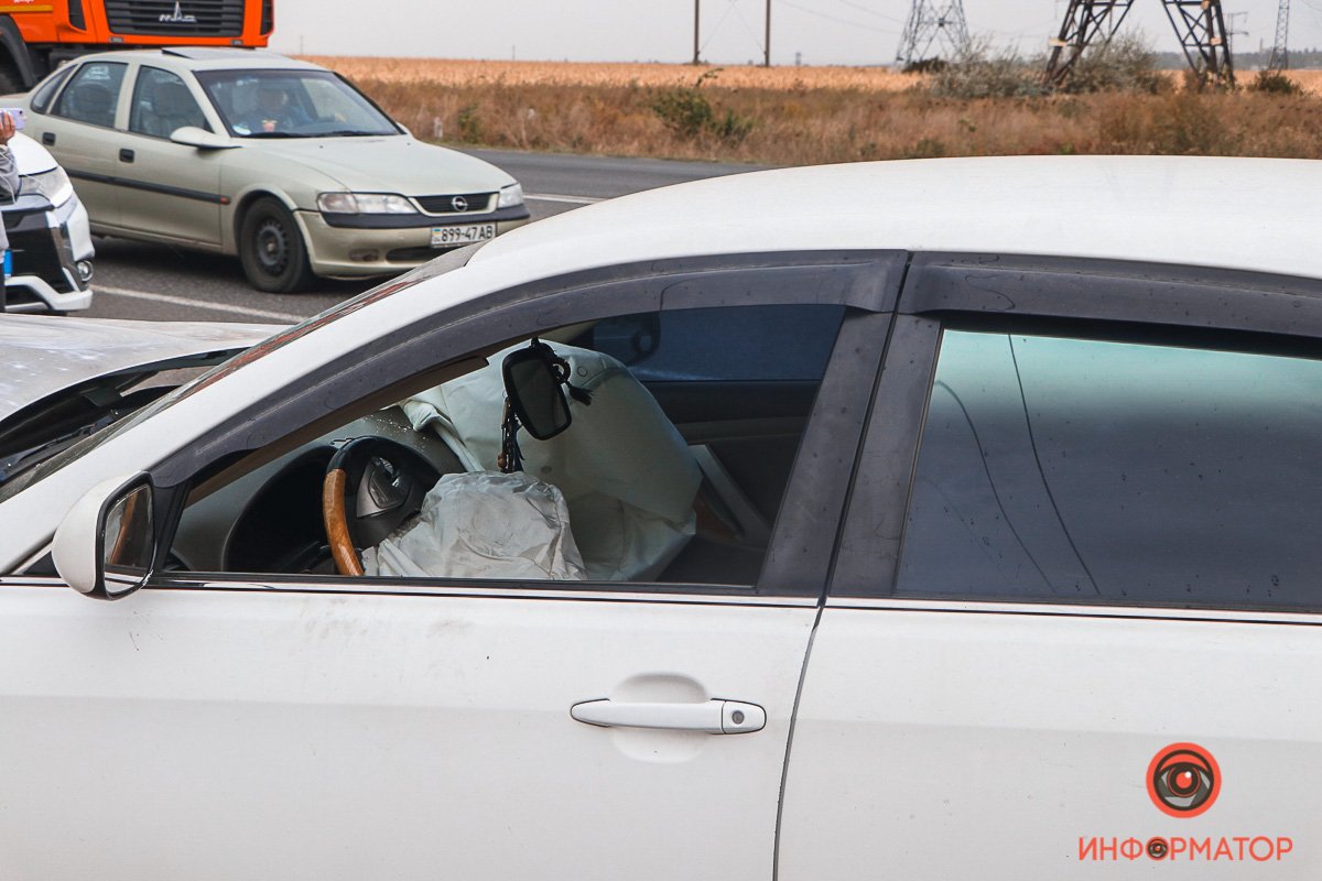 Сработали подушки безопасности Сработали подушки безопасности