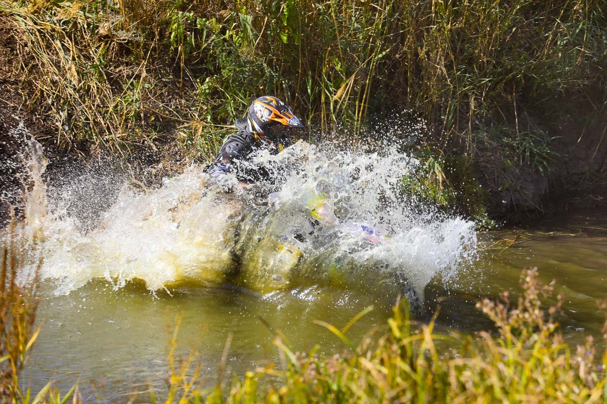 Чем больше спешка, тем меньше скорость Чем больше спешка, тем меньше скорость