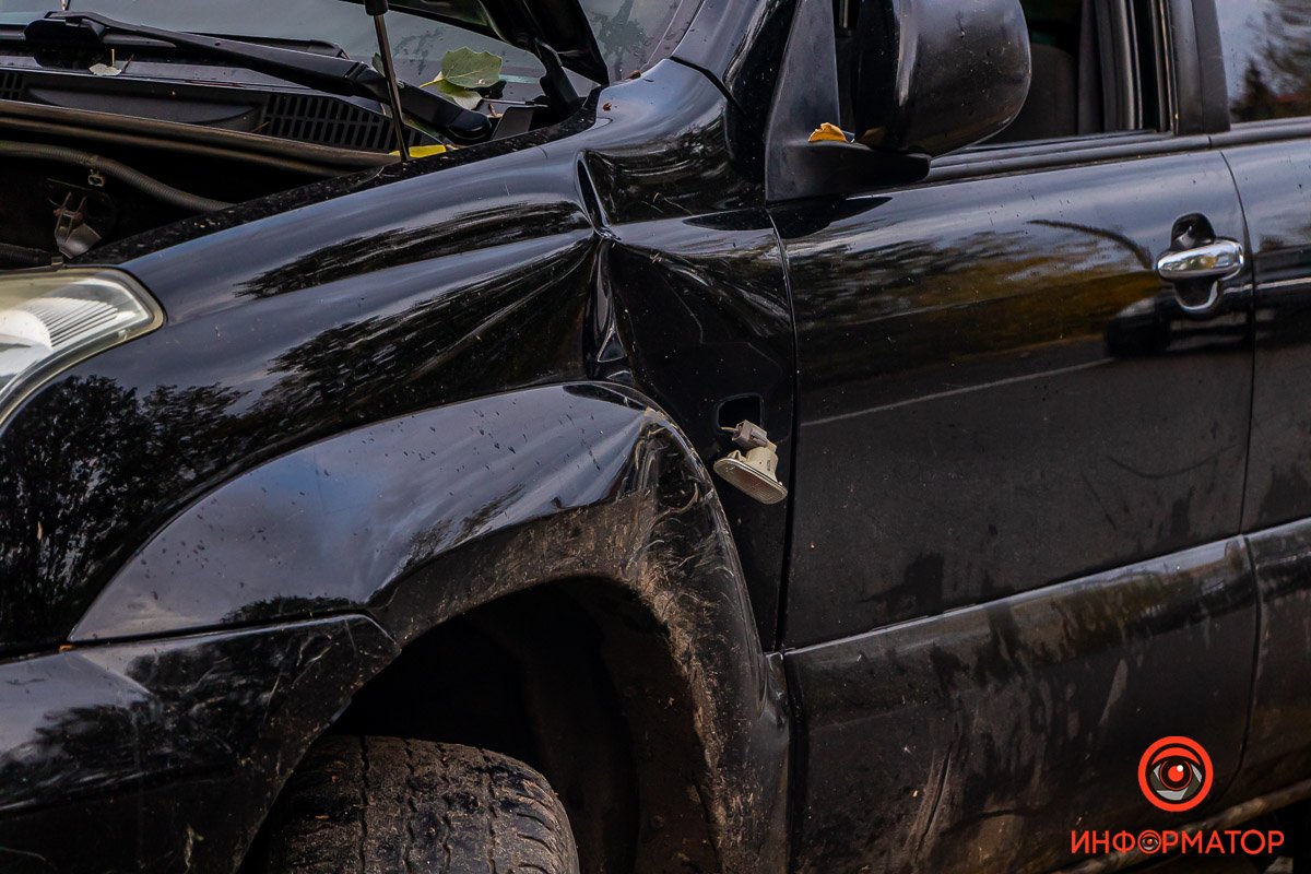 Ветки пробили газовую установку Водитель не пострадал