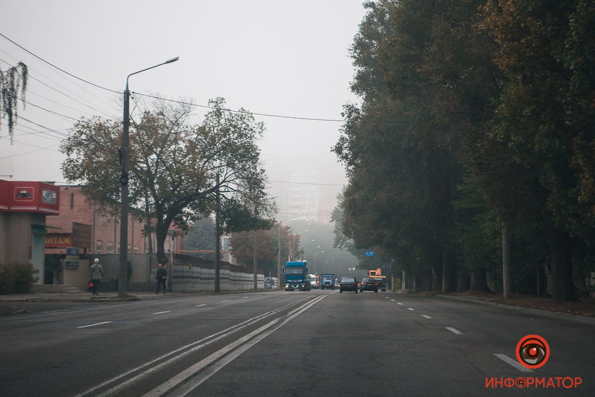 Я сидел в пустом корабельном баре,