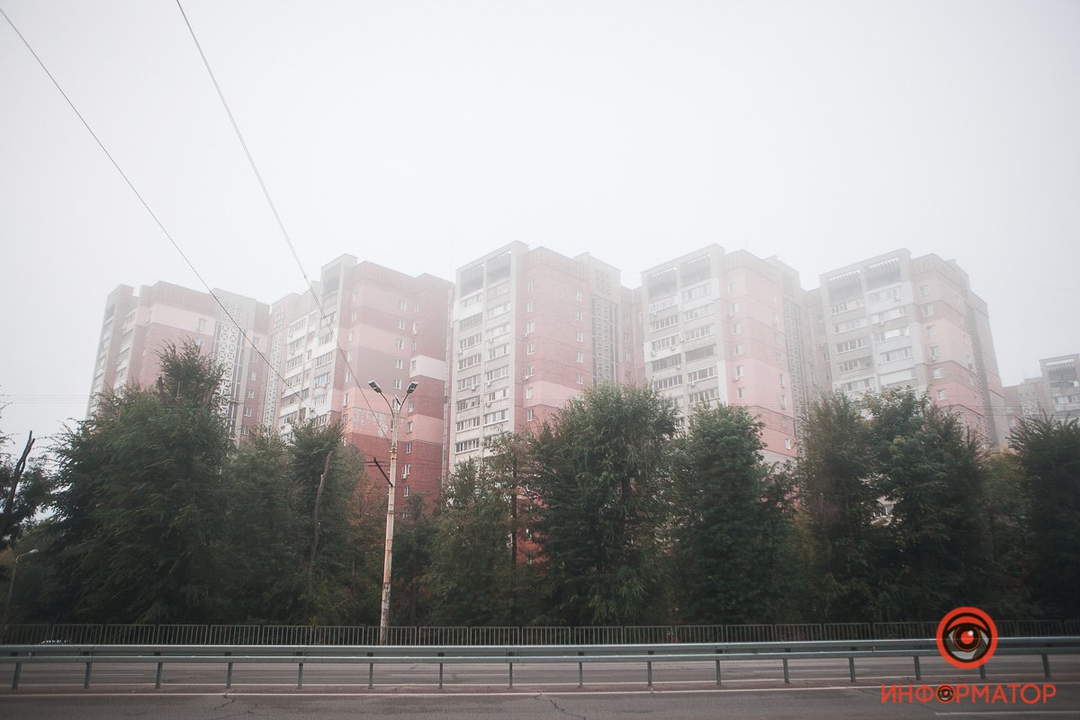 не привлекая взгляд.