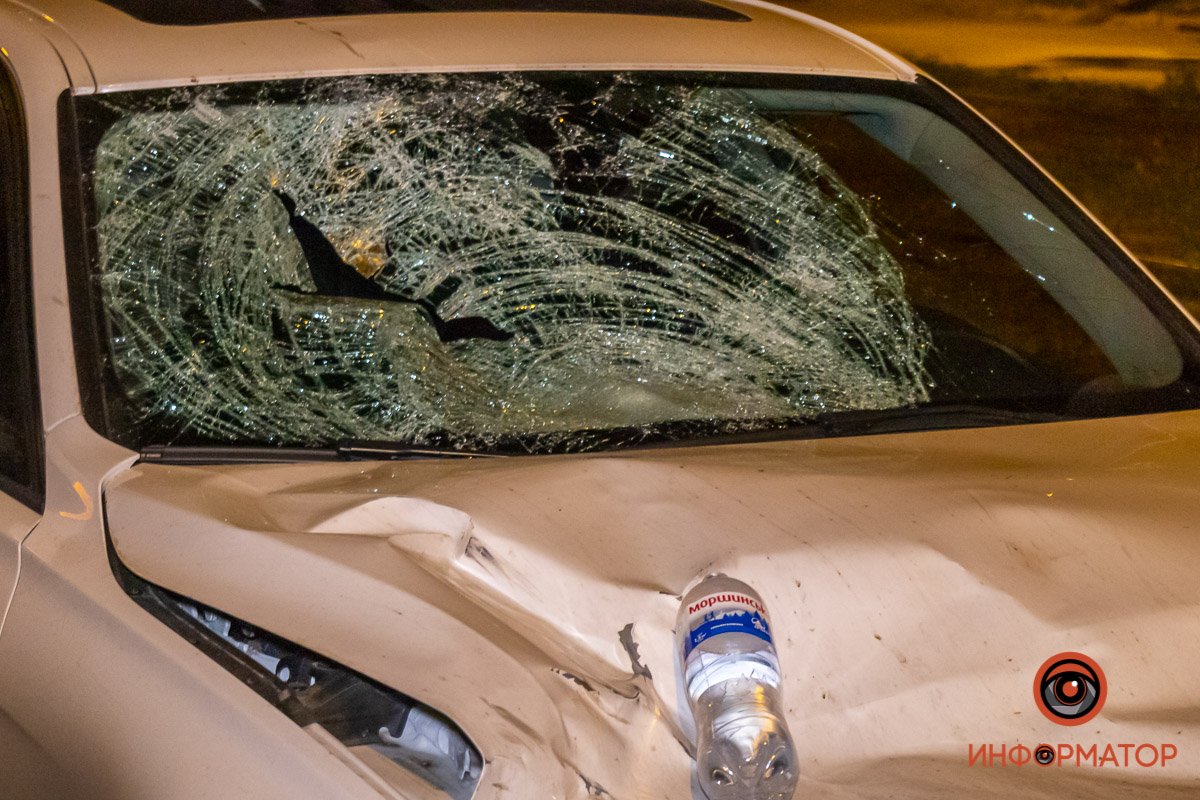 Автомобиль двигался по проспекту