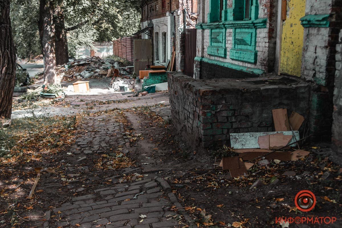 Выборы в Днепре: коллекция ям на округе Михаила Кутузова 5