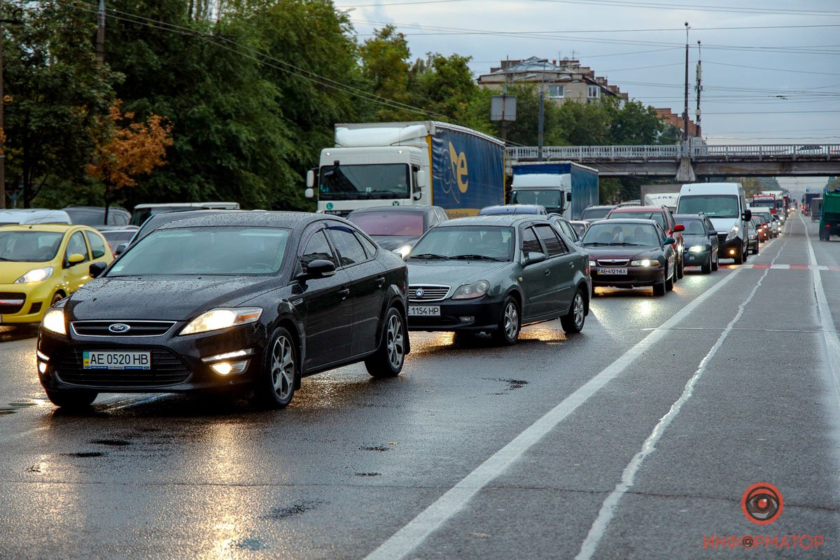 Авария стала причиной пробки Авария стала причиной пробки