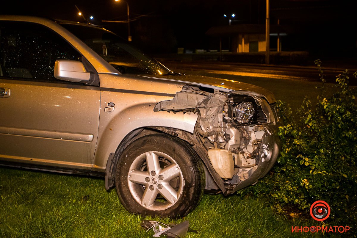 Водитель Nissan старался избежать удара, но безуспешно Водитель Nissan старался избежать удара, но безуспешно