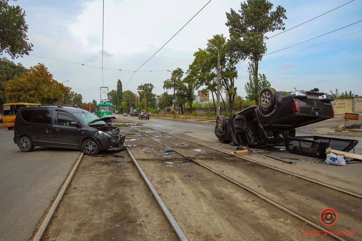 Авария случилась возле тупика трамваев 12-го маршрута