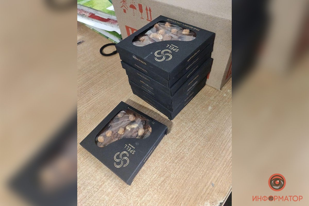 Мужчина пытался украсть несколько плиток бельгийского шоколада