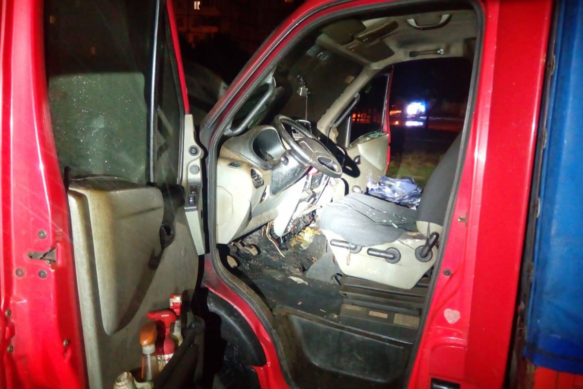 В Днепре на Михновского горел Renault