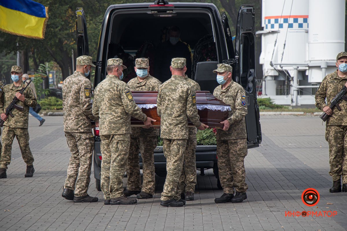 Артема похоронили на Краснопольском кладбище Артема похоронили на Краснопольском кладбище