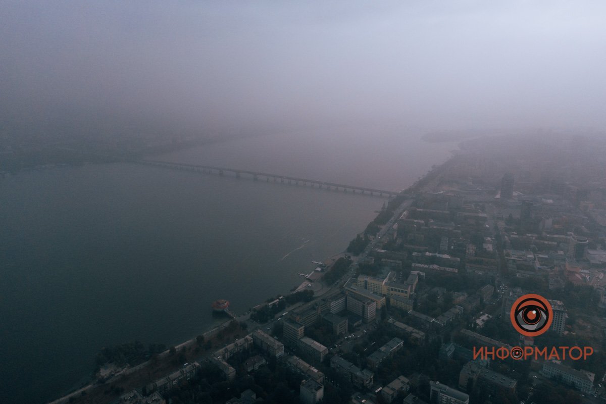 Тайной покрыто, молчанием сколото,-