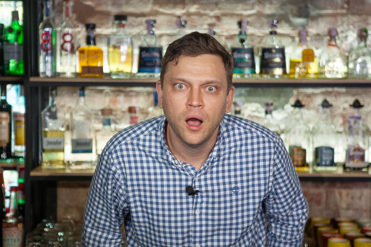 О клетчатой сумке и 20-летней истории: интервью с солистом "Гражданина Топинамбура" Романом Забугой 1