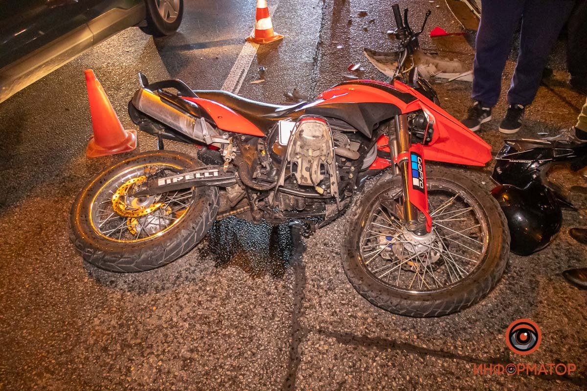 Предварительно, у него травмирована лодыжка Предварительно, у него травмирована лодыжка