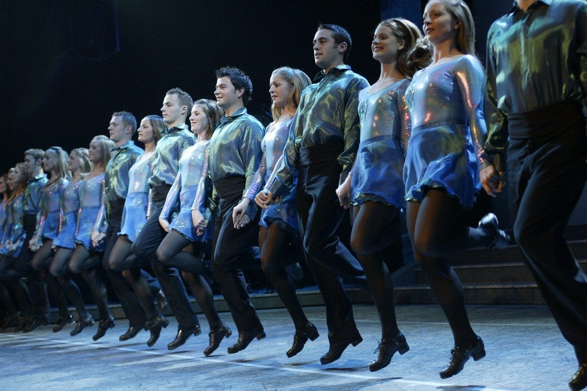 Американский степ и писательский клуб: какие курсы и тренинги пройдут в Днепре на этой неделе 5