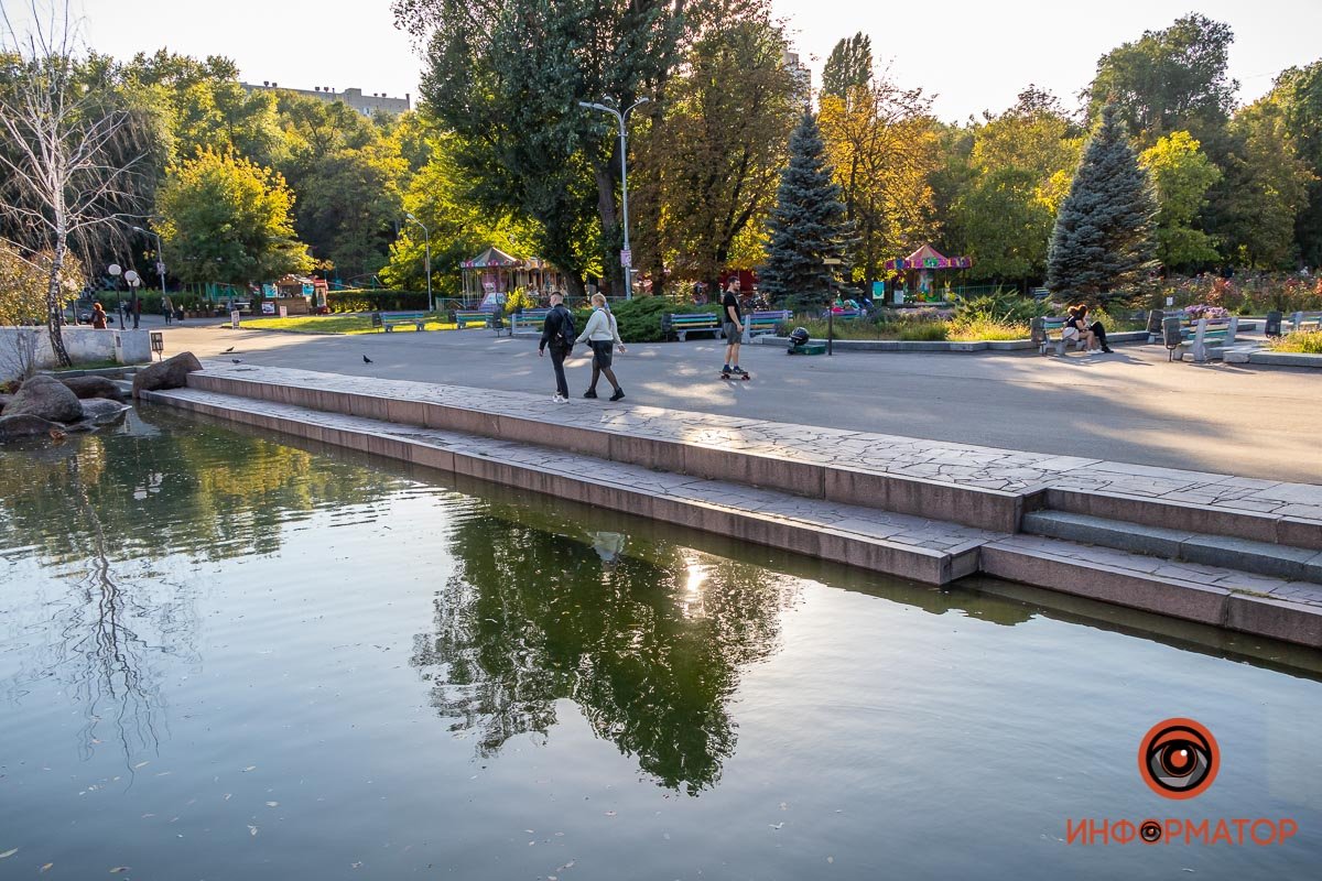 Со ступеней - прямо в воду Со ступеней - прямо в воду