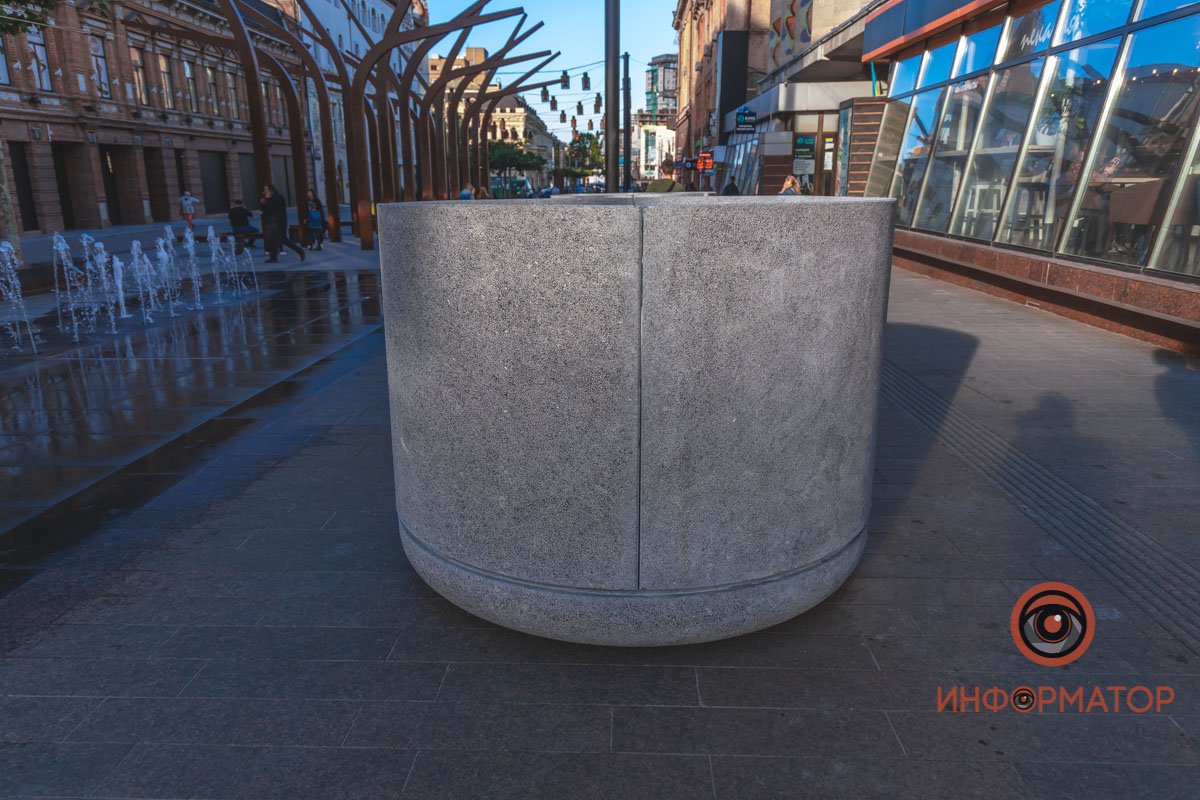 Сложно оценить, увидев лишь половину работы