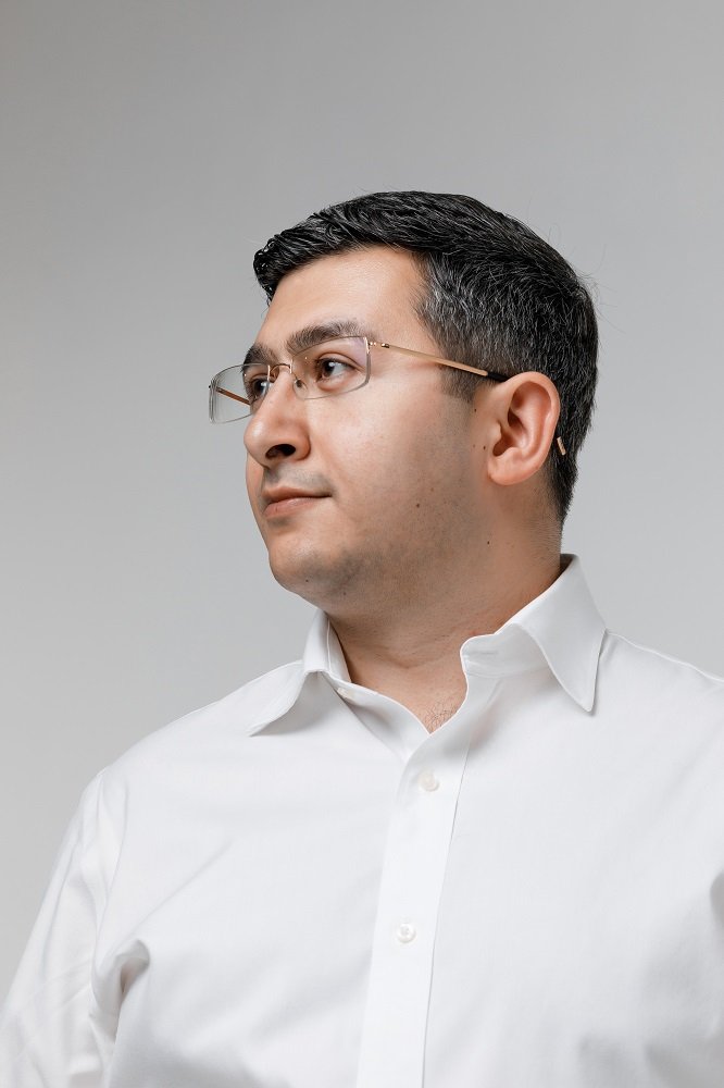 Кандидат в мэры Днепра Мгер Куюмчян: кто он на самом деле, что его привело в политику и зачем ему Днепр? 1