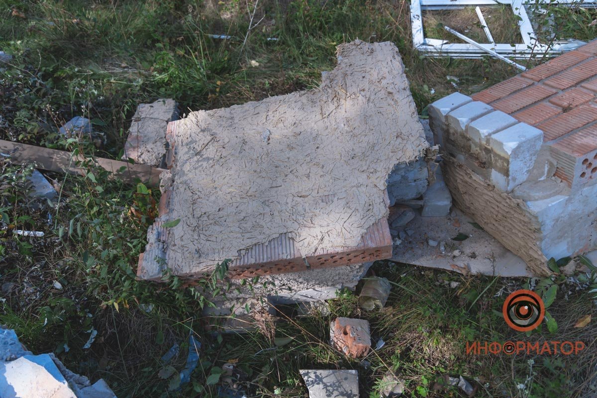 От дома практически ничего не осталось От дома практически ничего не осталось