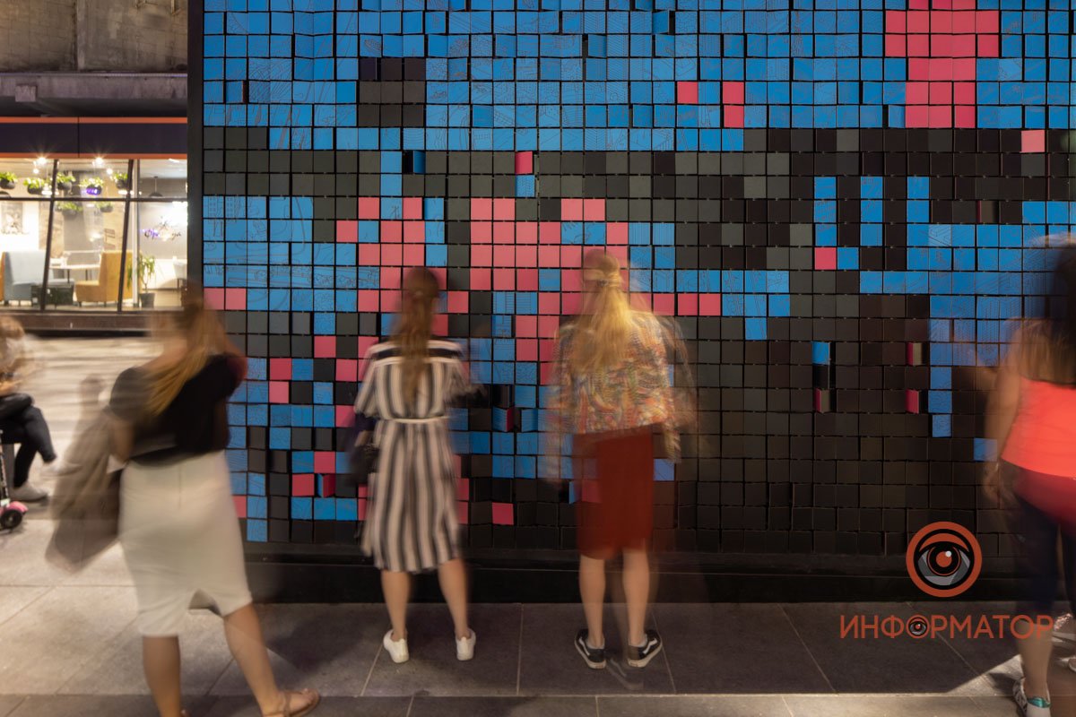 Пиксельная стена Пиксельная стена