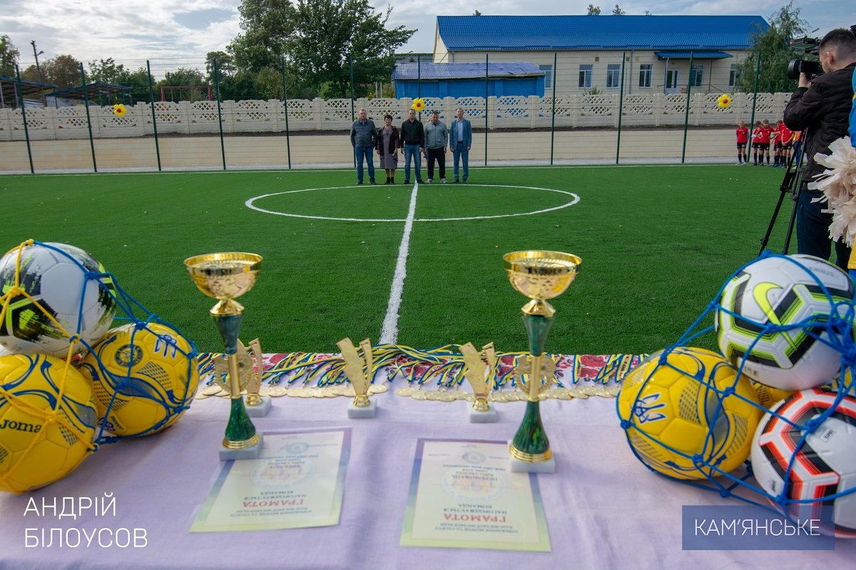 В Карнауховке открыли многофункциональный спортивный комплекс 7