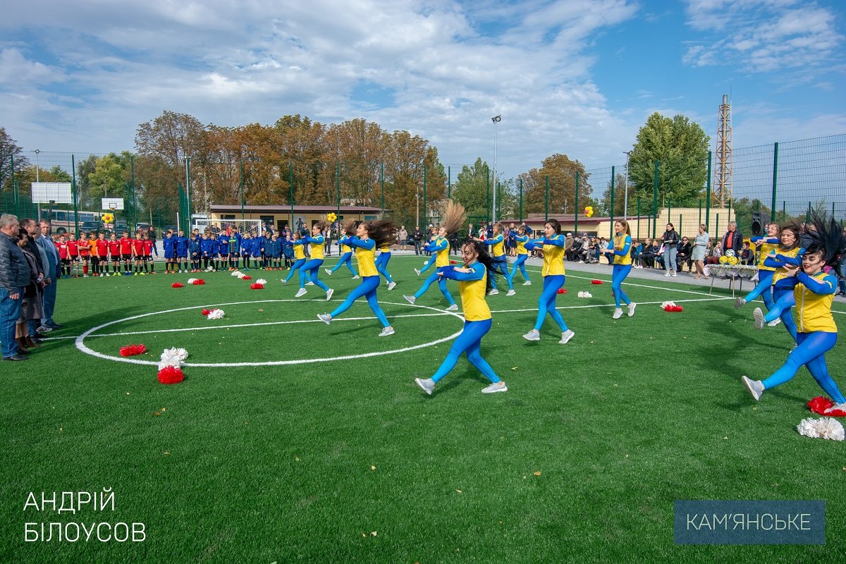 В Карнауховке открыли многофункциональный спортивный комплекс 8