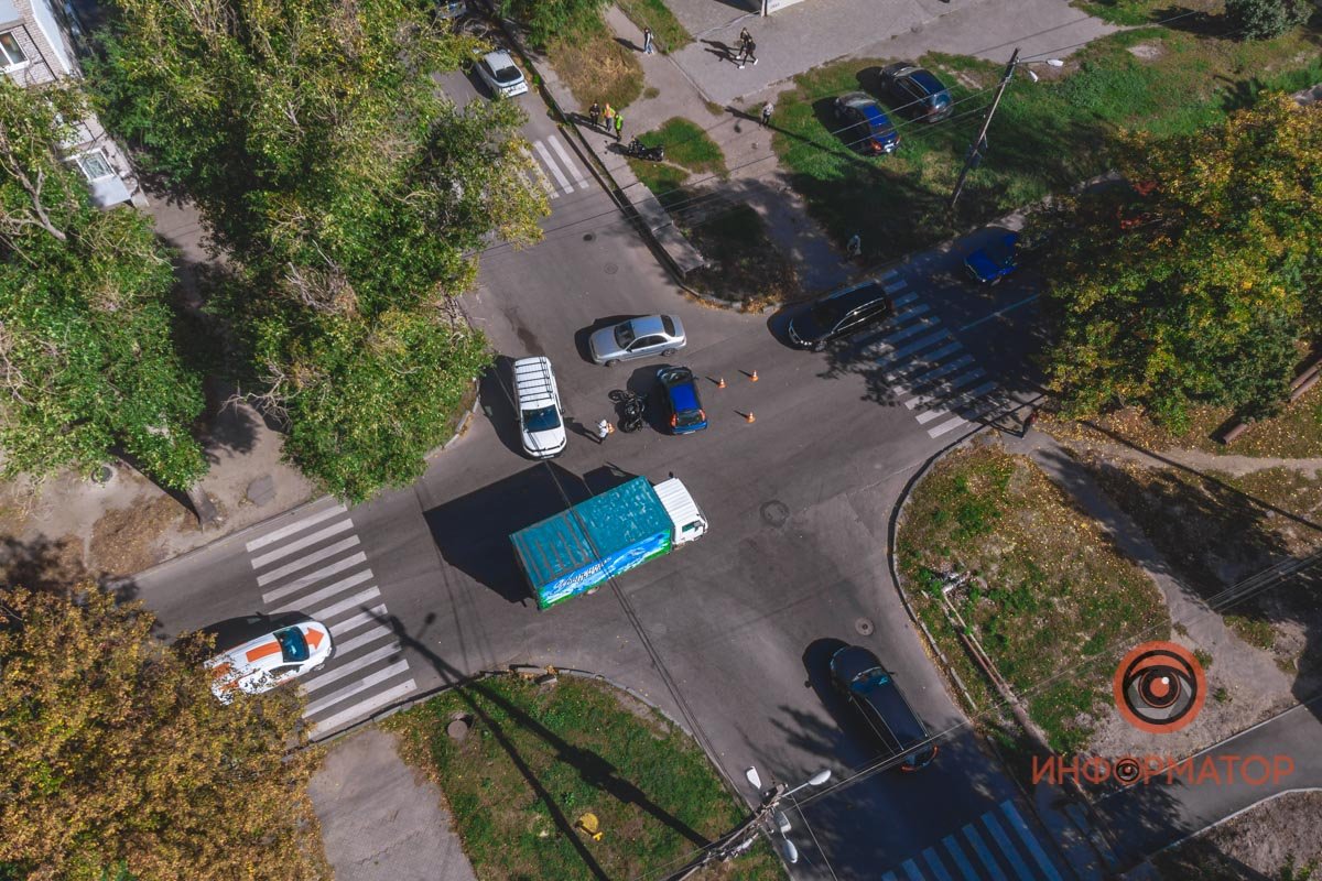 Тот ехал в сторону проспекта Поля