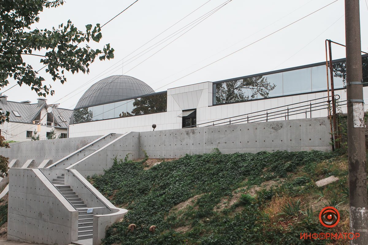 Починили лесенку