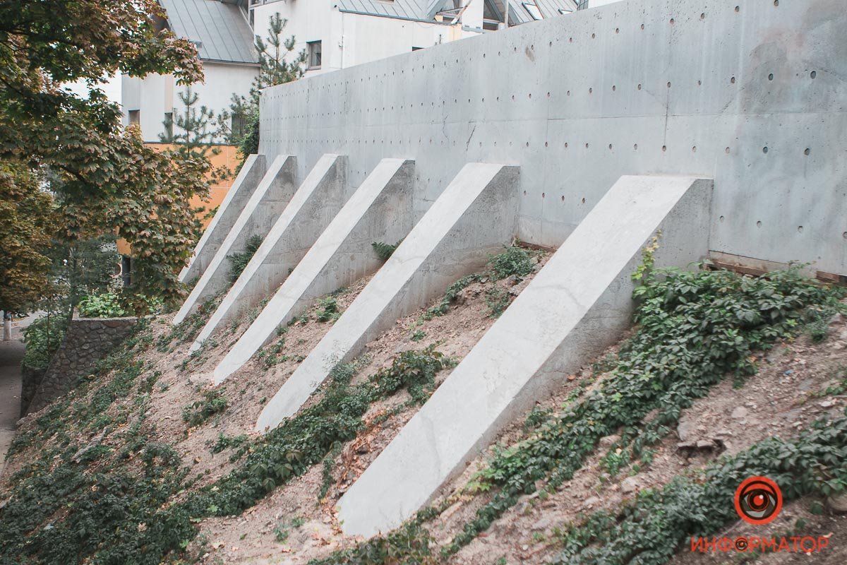 Заменили опоры