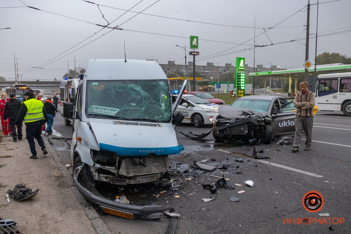 Водитель Hyundai заснул за рулем Водитель Hyundai заснул за рулем
