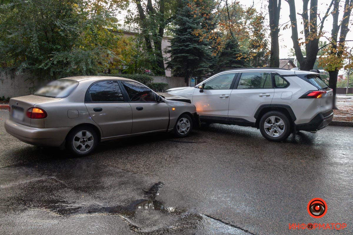 Водитель Toyota пытался избежать столкновения