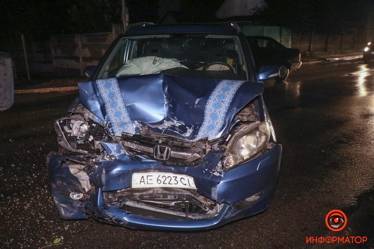 Honda двигалась по Отечественная