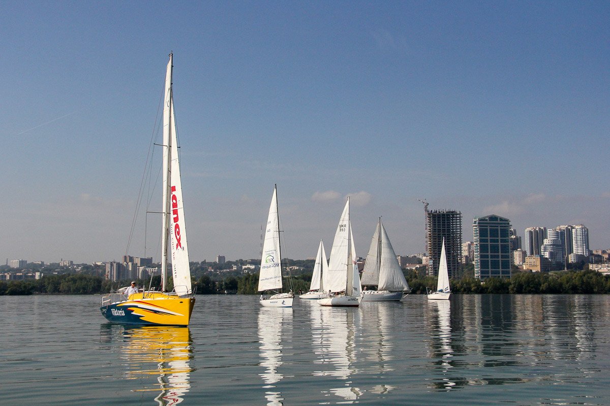 Белоснежные яхты