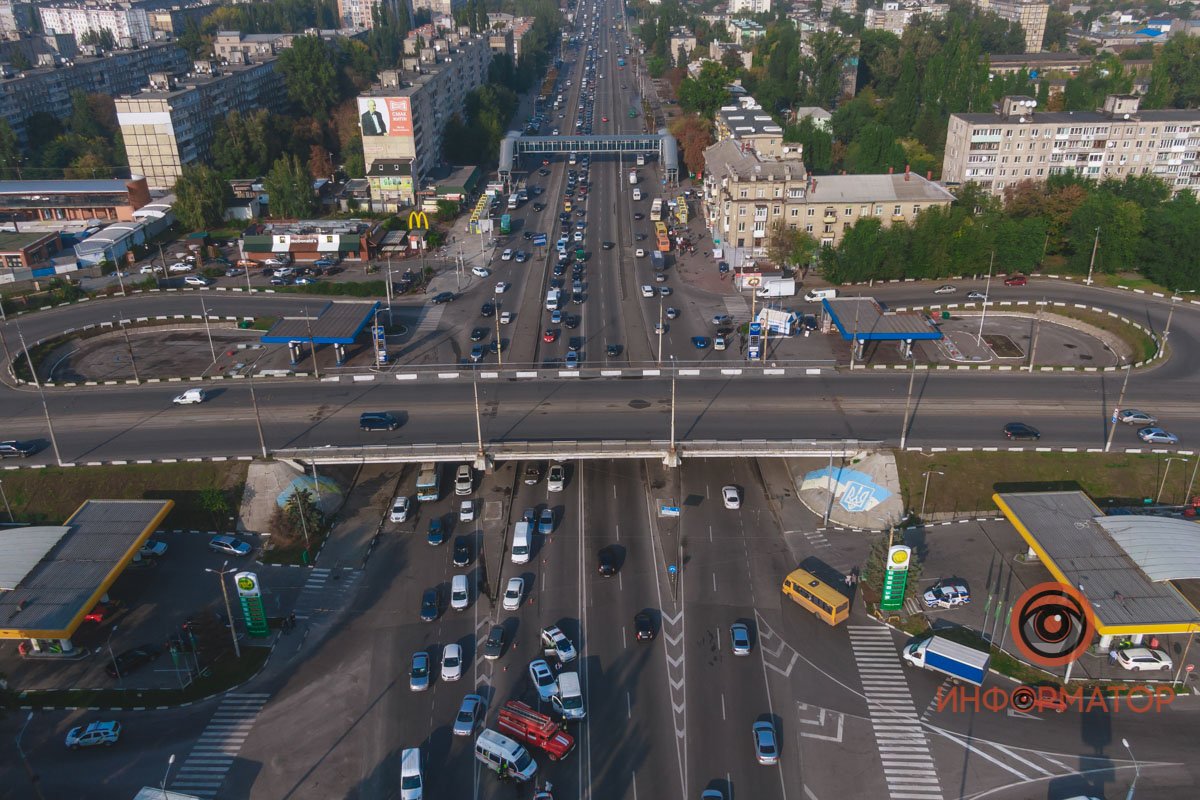 Из-за аварии образовалась большая пробка