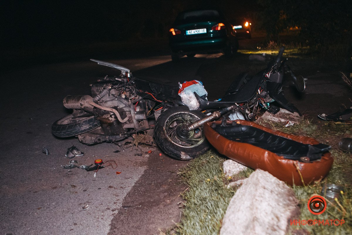 Их с травмами ног и подозрением на переломы скорые отвезли в городскую больницу №2 Их с травмами ног и подозрением на переломы скорые отвезли в городскую больницу №2