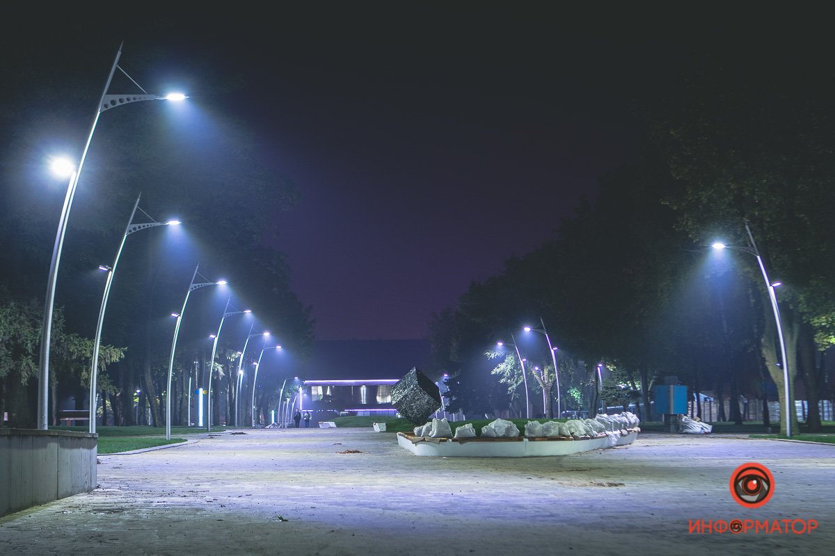 В нем завершается реконструкция, проход уже открыт