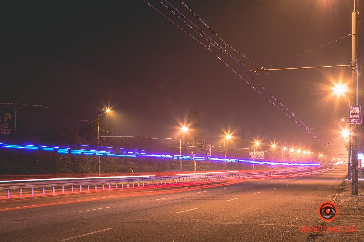 На городских проспектах шумно даже ночью