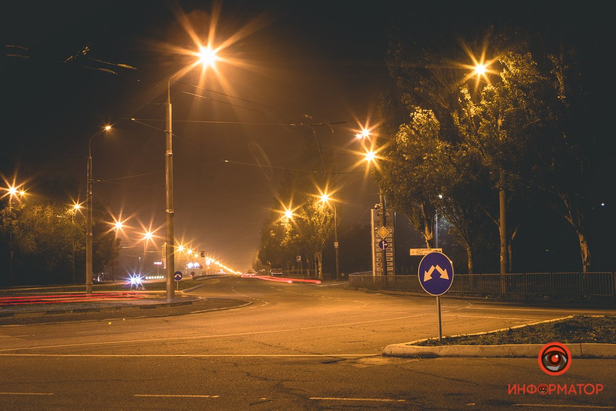 Казалось бы, даже обычные фонари преображаются в тумане