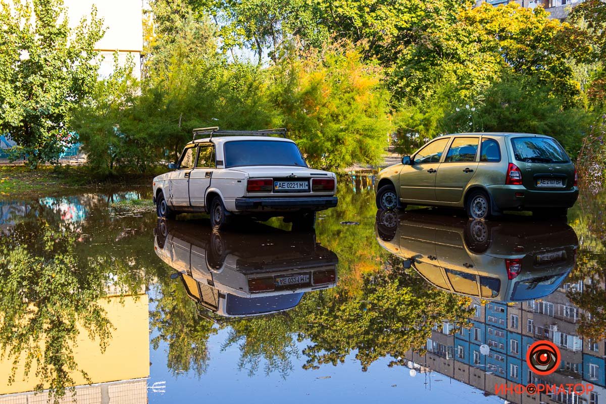 Машинки оказались "отрезаны" от хозяев