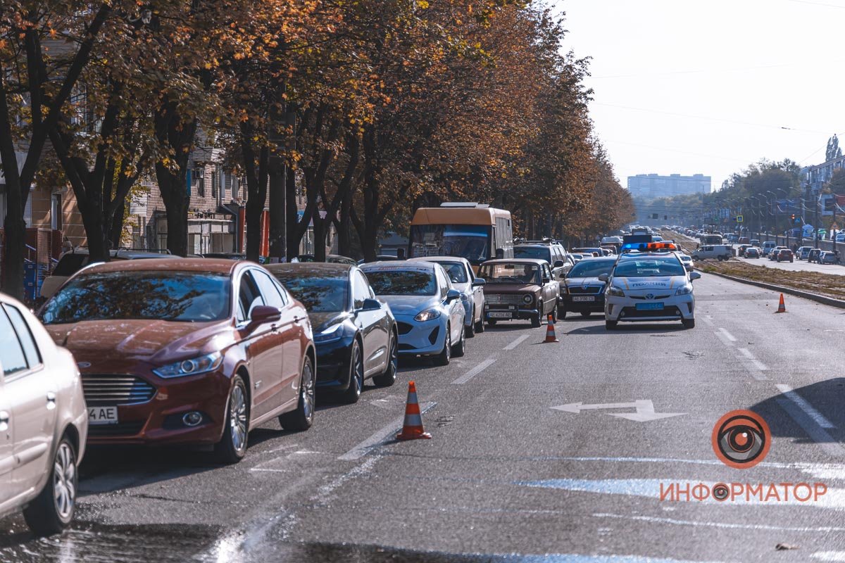 Из-за произошедшего некоторое время на месте собиралась пробка