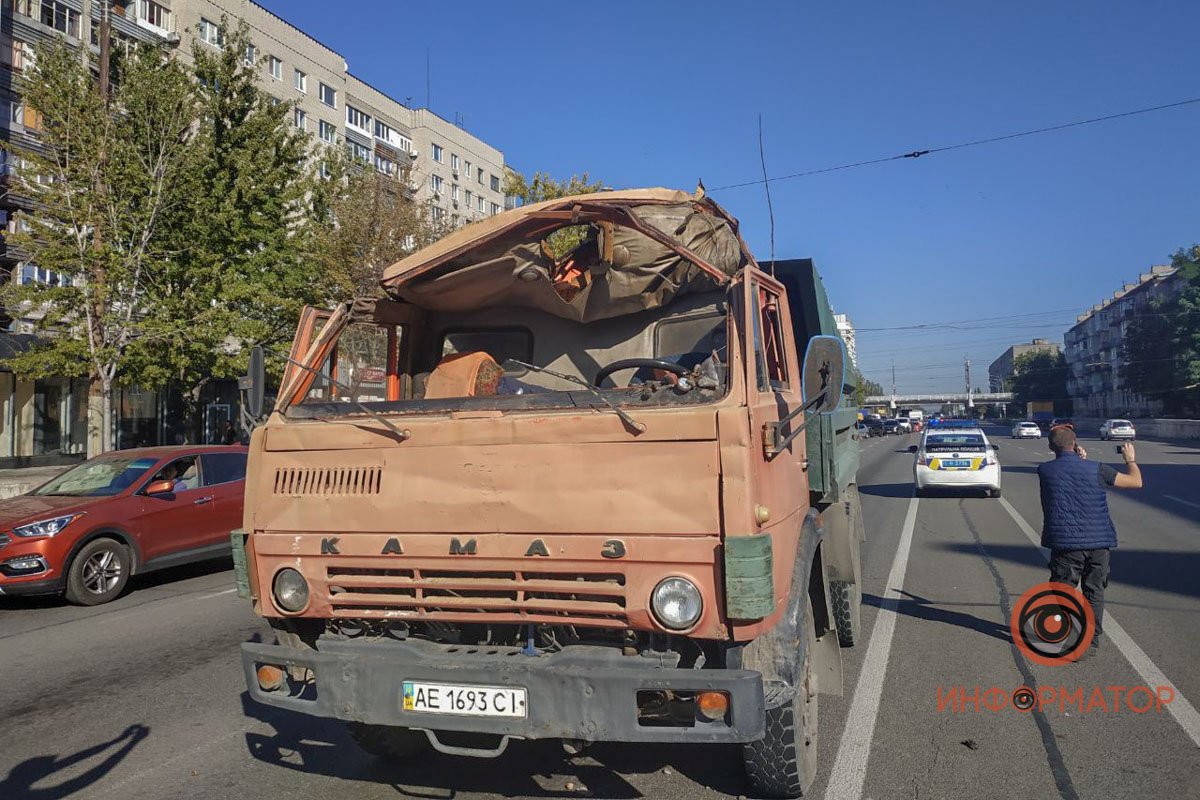 Провода упали на Камаз Провода упали на Камаз