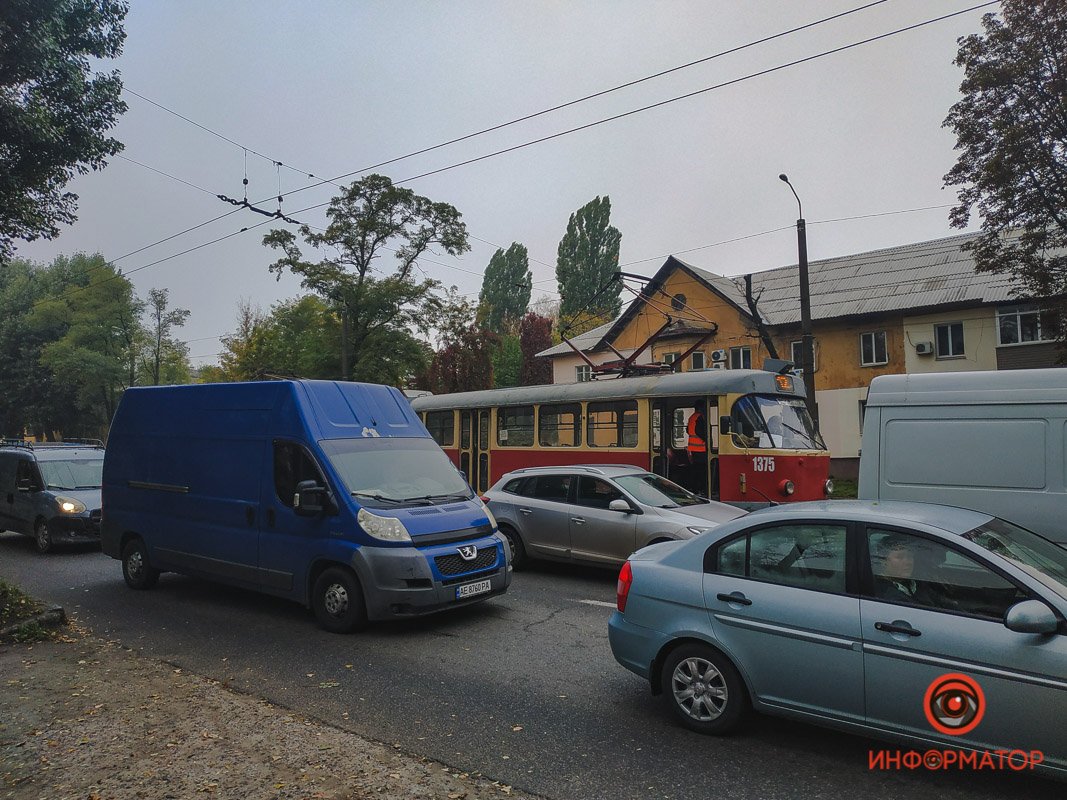 Авария стало причиной пробки Авария стало причиной пробки