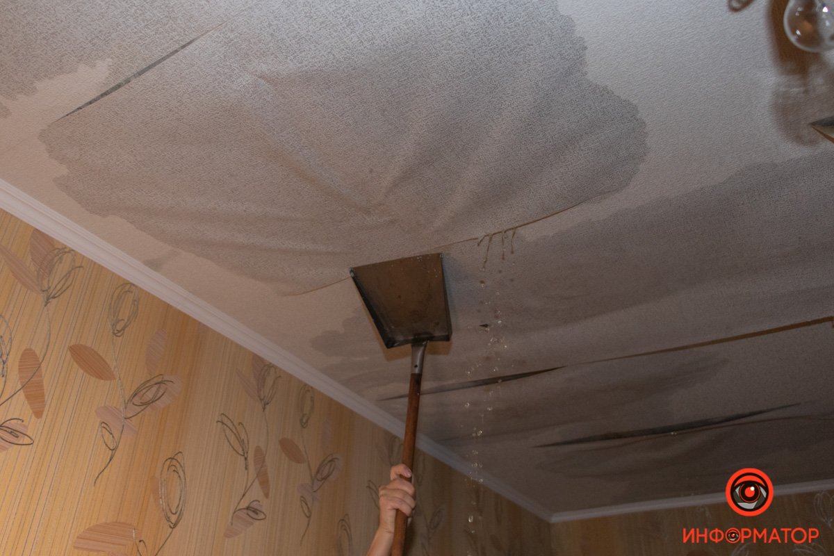 Вода добралась и до третьего этажа - там все не так критично Вода добралась и до третьего этажа - там все не так критично