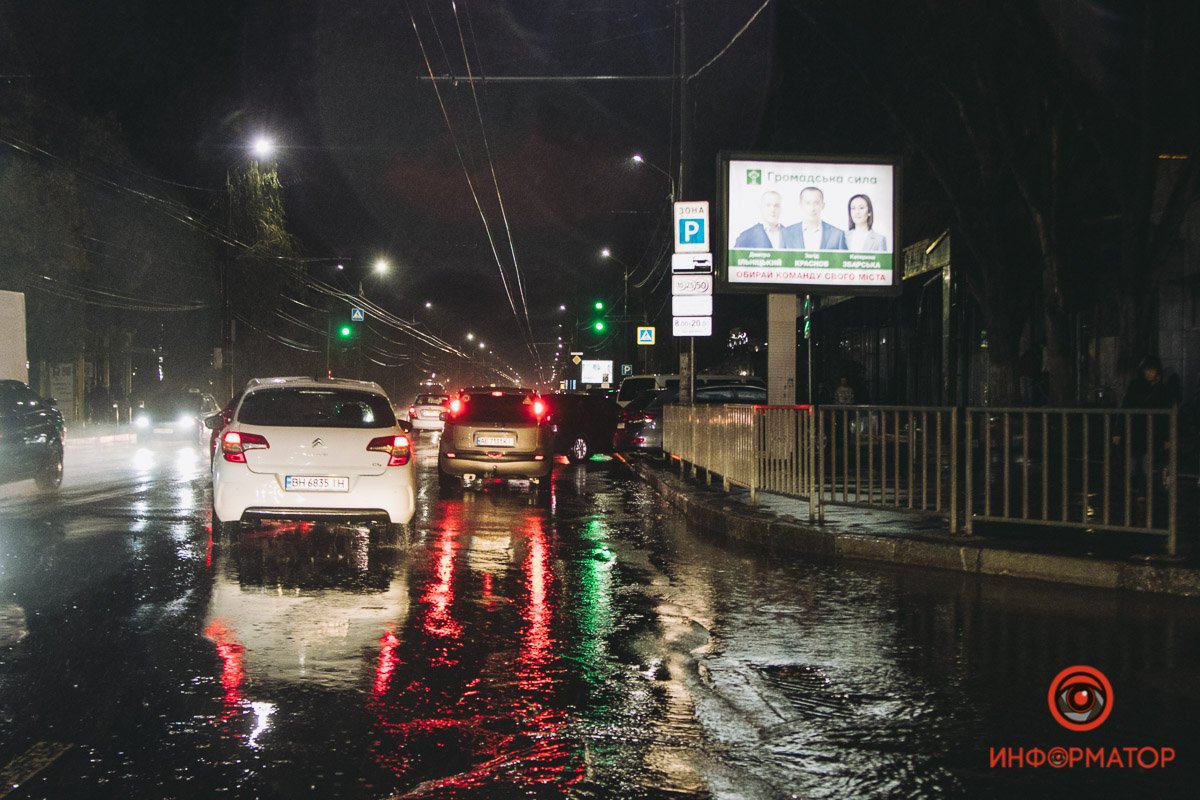 Выезд на набережную с улицы Ниринберга