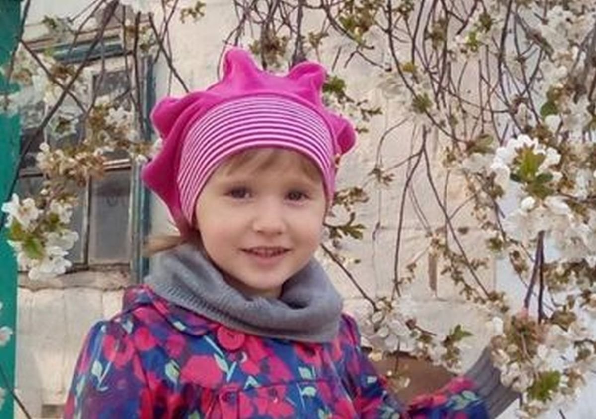 Вика нуждается в длительной и интенсивной полихимиотерапии