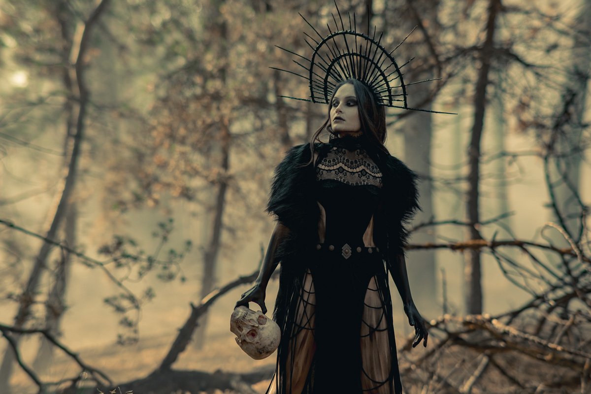 Ай, дурная голова, в волосах листва, и руки красны Ай, дурная голова, в волосах листва, и руки красны