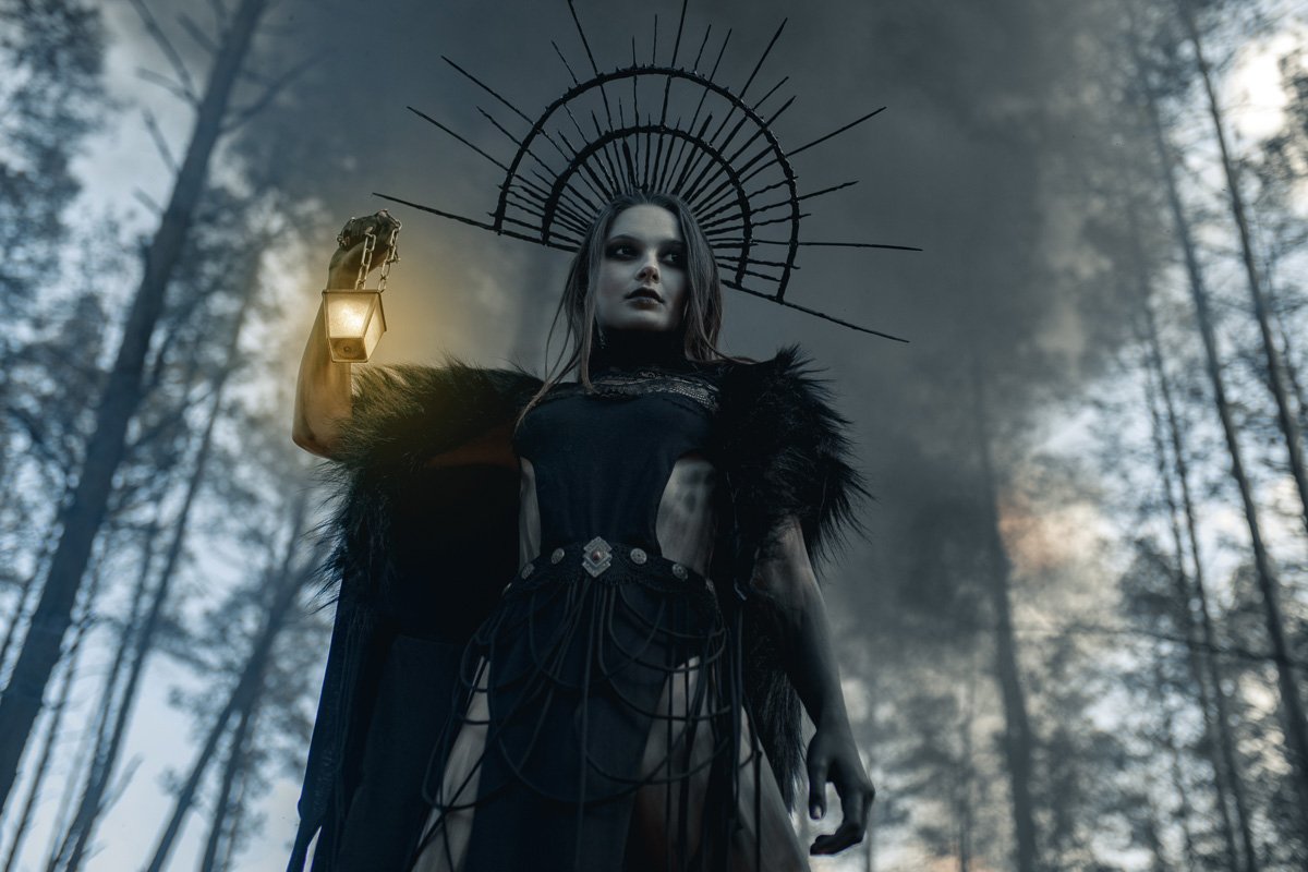 Напейся пьяною нашего гнева Танцуй! Сегодня ты королева Напейся пьяною нашего гнева Танцуй! Сегодня ты королева