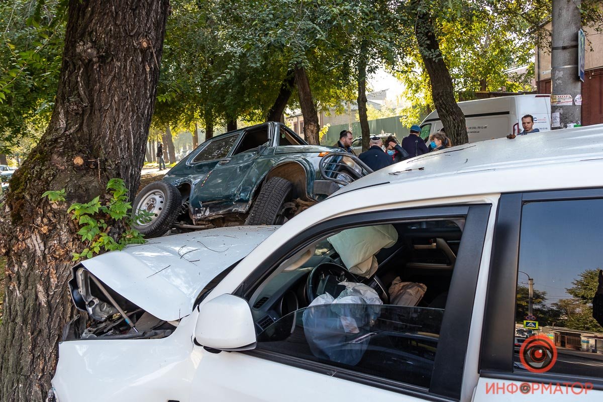 Предварительно, водитель ВАЗа не уступил дорогу Toyota Предварительно, водитель ВАЗа не уступил дорогу Toyota
