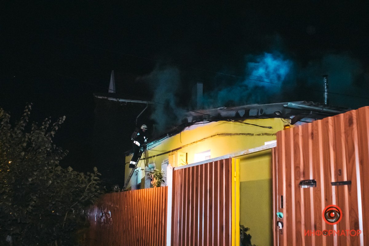 Загорелся частный дом Загорелся частный дом