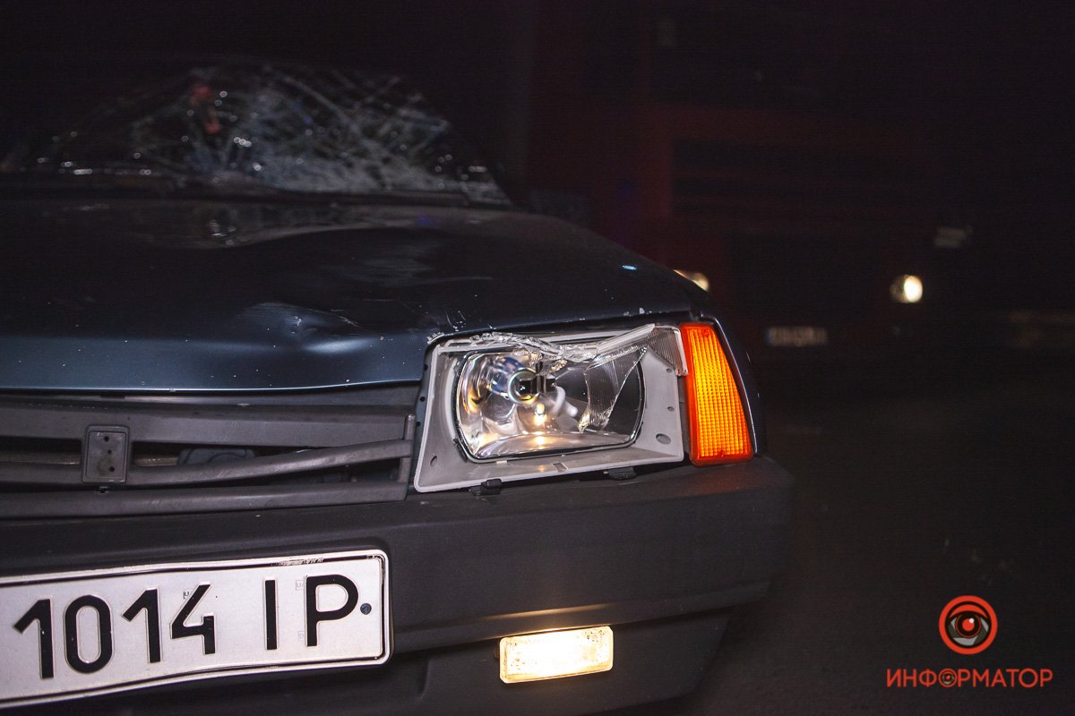 Этот участок дороги не освещен, потому мужчина поздно заметил пешехода Этот участок дороги не освещен, потому мужчина поздно заметил пешехода