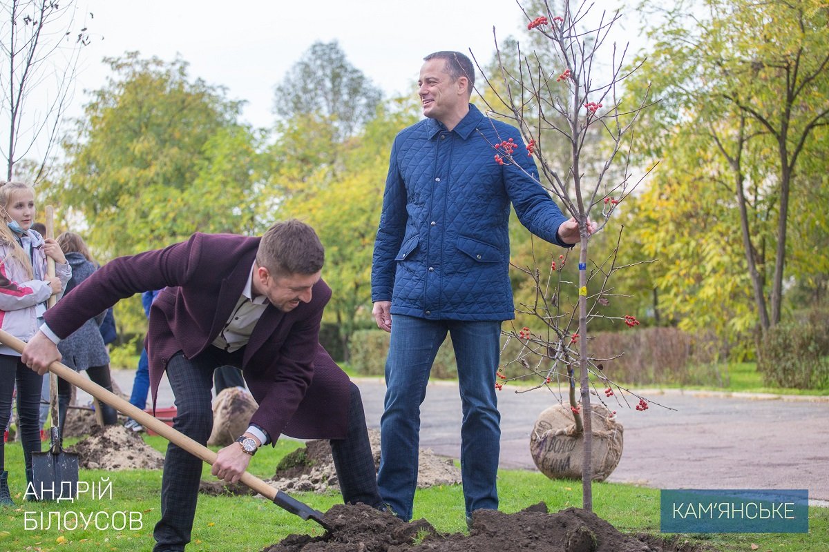 В левобережном парке продолжается реконструкция 7
