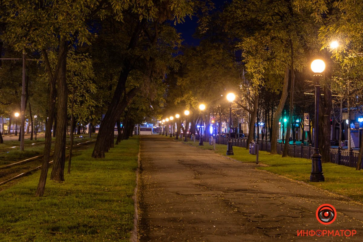 Здесь всегда замедляешь шаг, хочется этого или нет